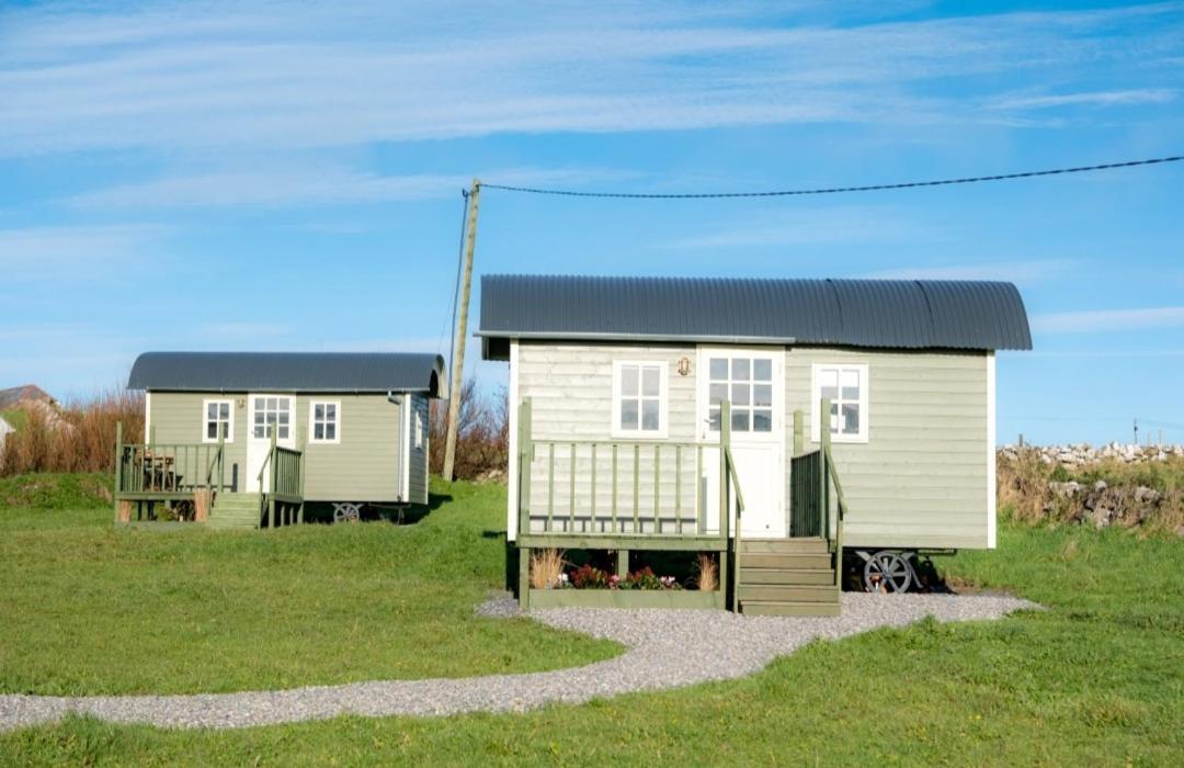Wild Meadow Huts Villa ดูลิน ภายนอก รูปภาพ