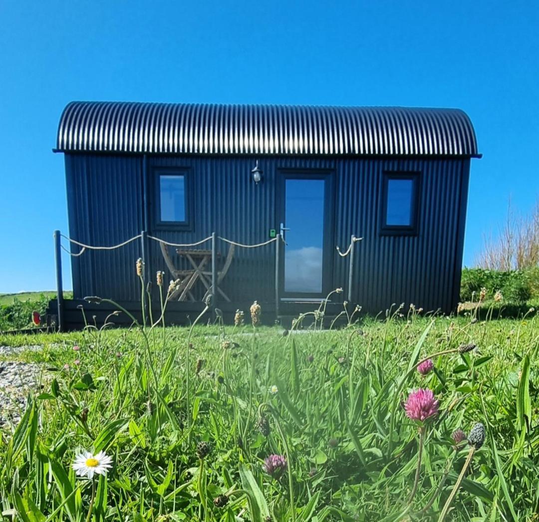 Wild Meadow Huts Villa ดูลิน ภายนอก รูปภาพ