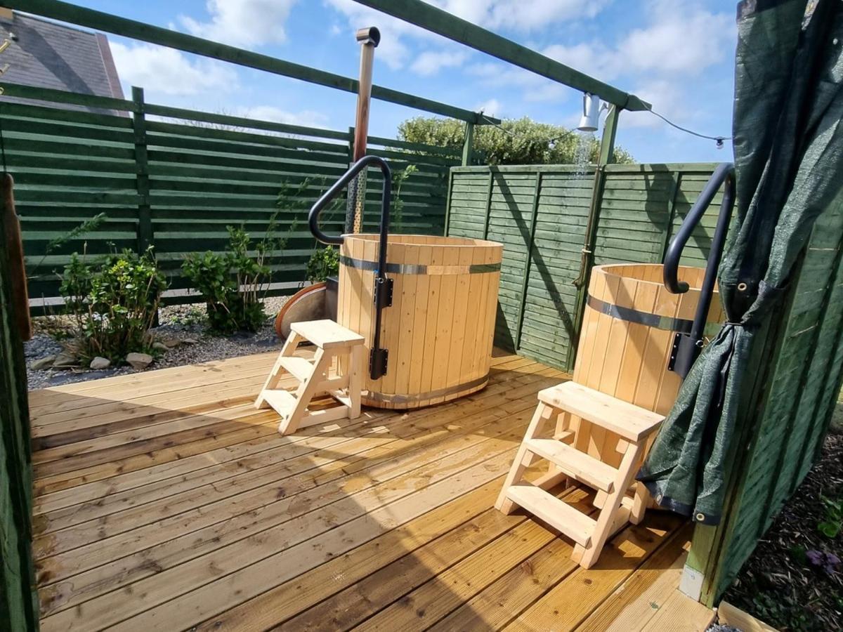 Wild Meadow Huts Villa ดูลิน ภายนอก รูปภาพ